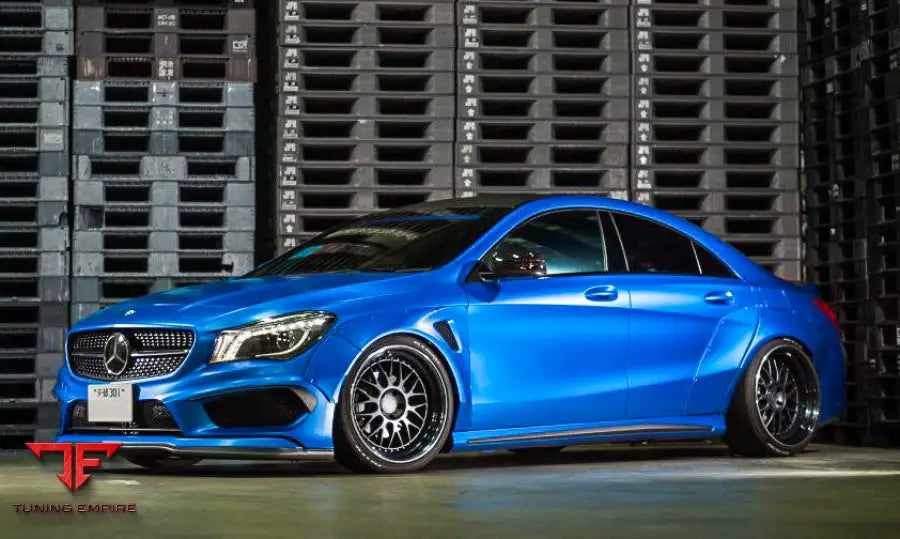 MERCEDES-BENZ CLA CLASS W117 AMG BODY KIT