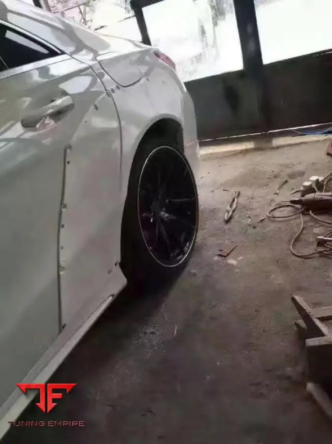 MERCEDES-BENZ CLA CLASS W117 AMG BODY KIT