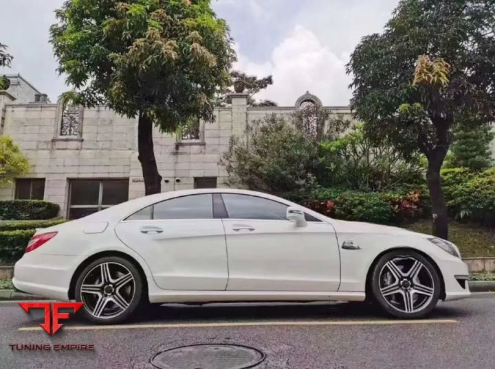 MERCEDES-BENZ CLS-CLASS W218 2010-2015 UPGRADE TO CLS 63 AMG CONVERSION BODY KIT