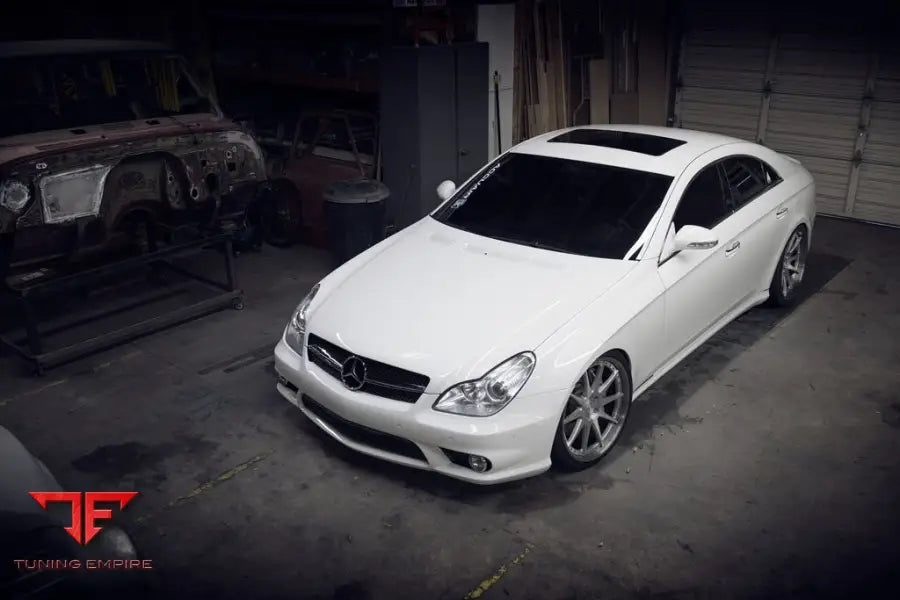 MERCEDES-BENZ CLS55 on custom forged wheels