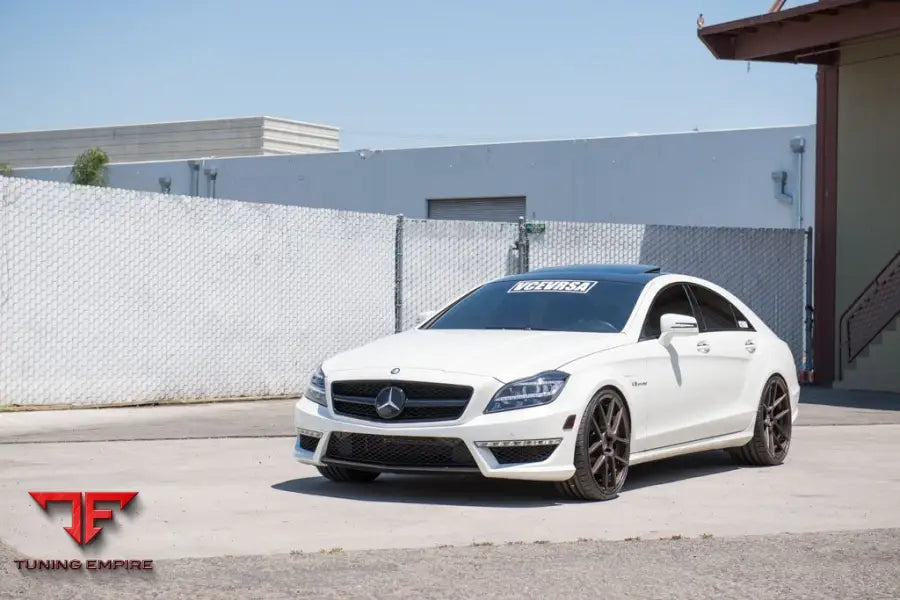 MERCEDES-BENZ CLS63 S AMG on custom forged wheels
