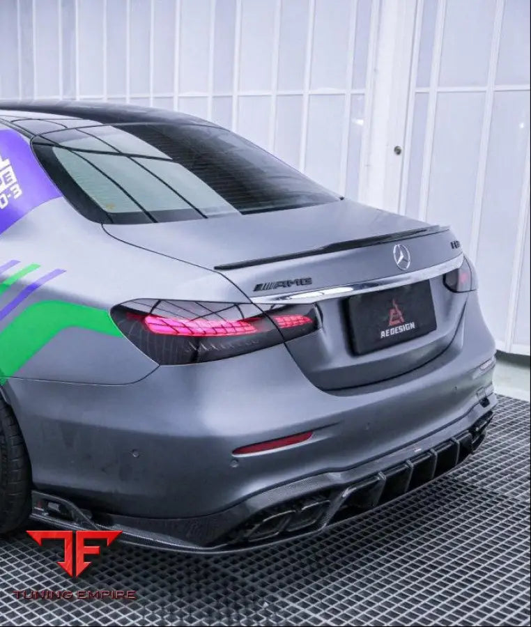 Mercedes E-Class W213 carbon rear spoiler