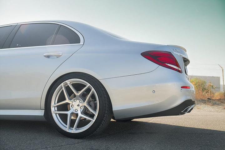 MERCEDES-BENZ E300 on custom forged wheels