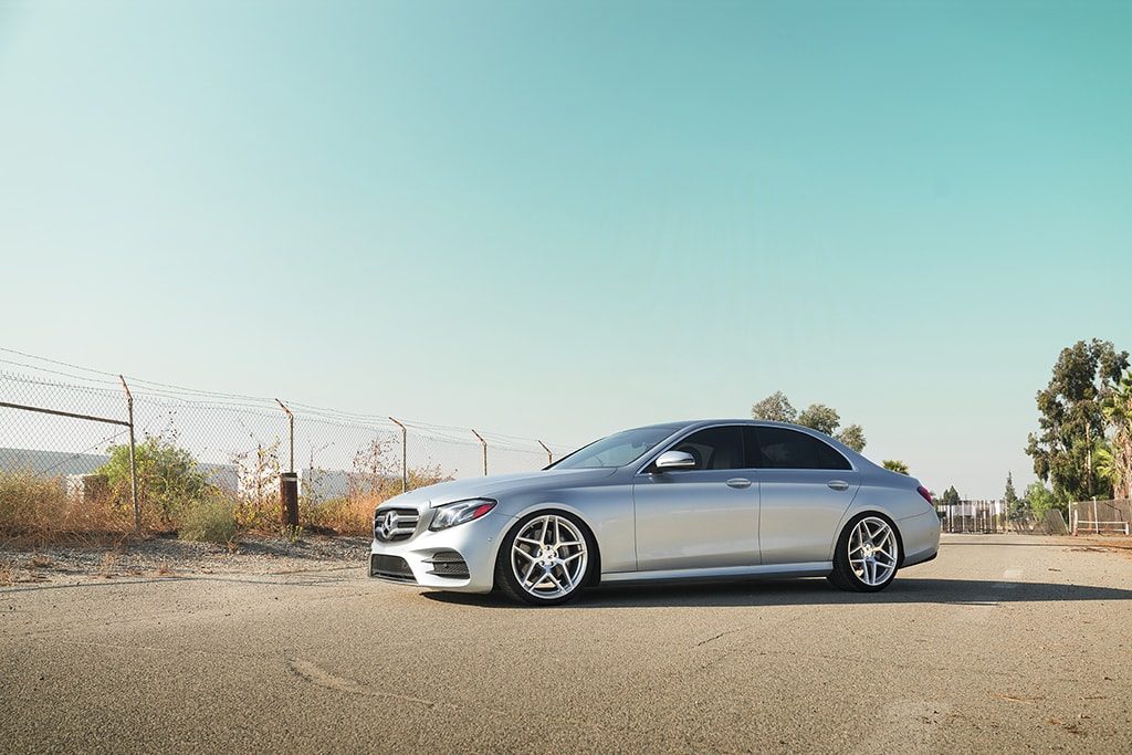 MERCEDES-BENZ E300 on custom forged wheels