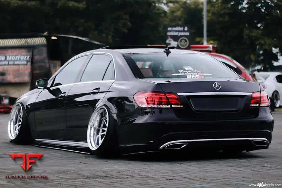 MERCEDES-BENZ E350 on custom forged wheels