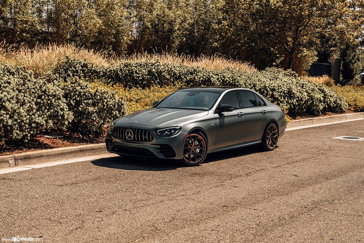 MERCEDES-BENZ E53 AMG on custom forged wheels