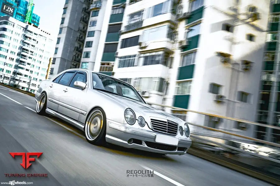 MERCEDES-BENZ E55 AMG on custom forged wheels