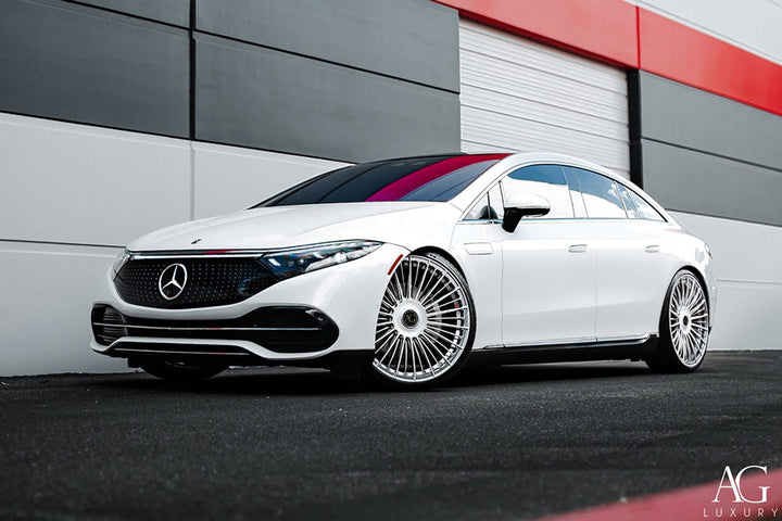 Mercedes-Benz EQS450 on custom forged wheels
