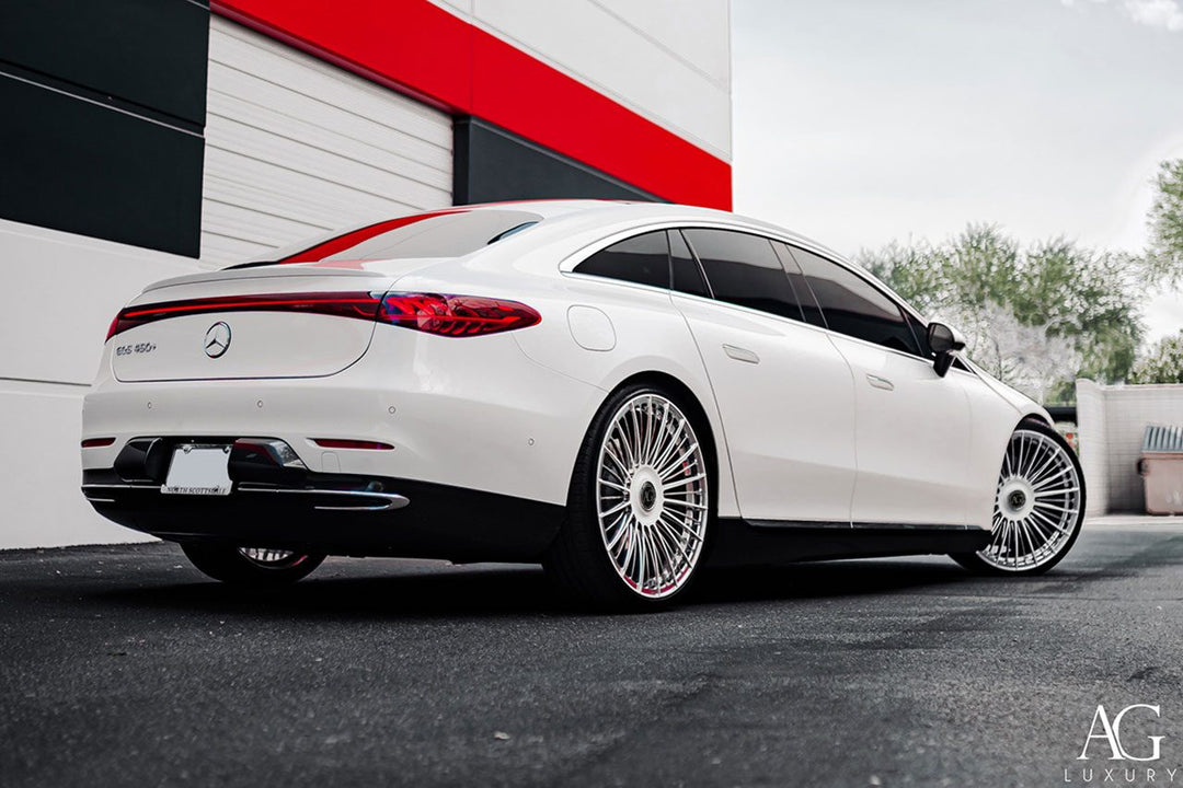 Mercedes-Benz EQS450 on custom forged wheels