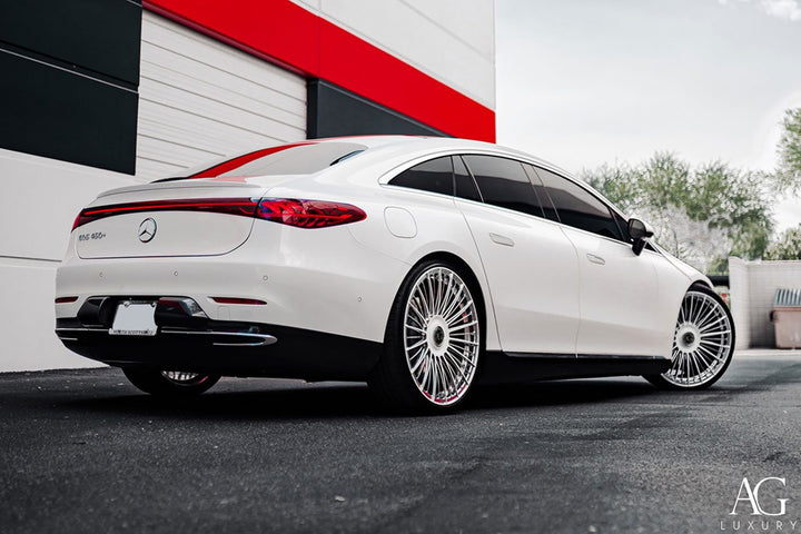 Mercedes-Benz EQS450 on custom forged wheels
