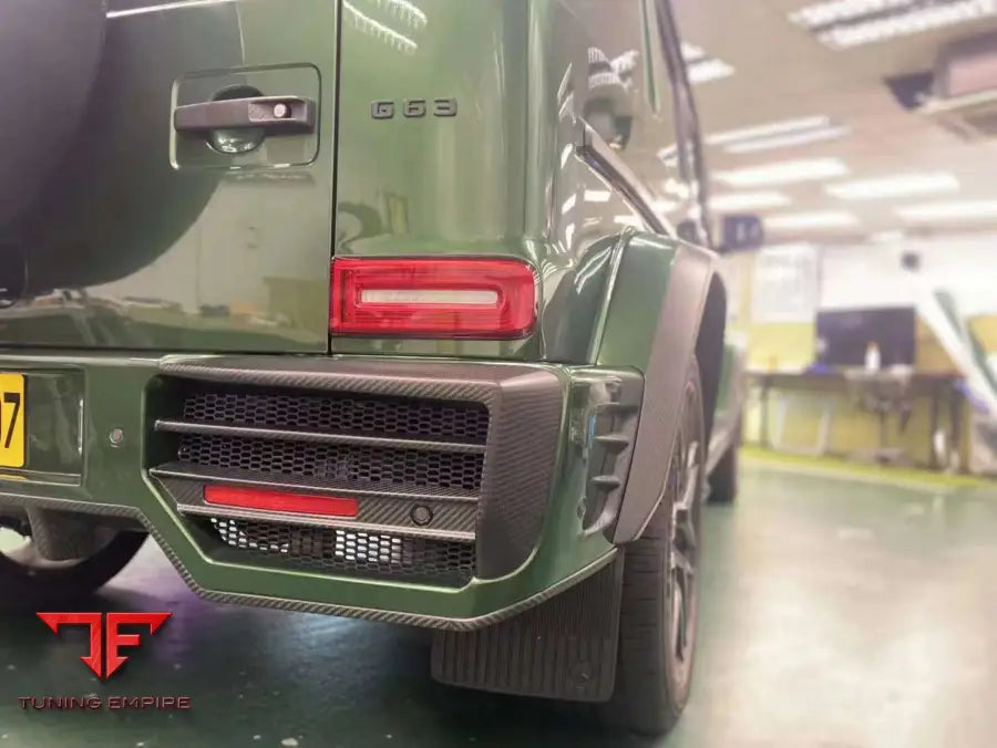 Mercedes Benz G-Class(W464)