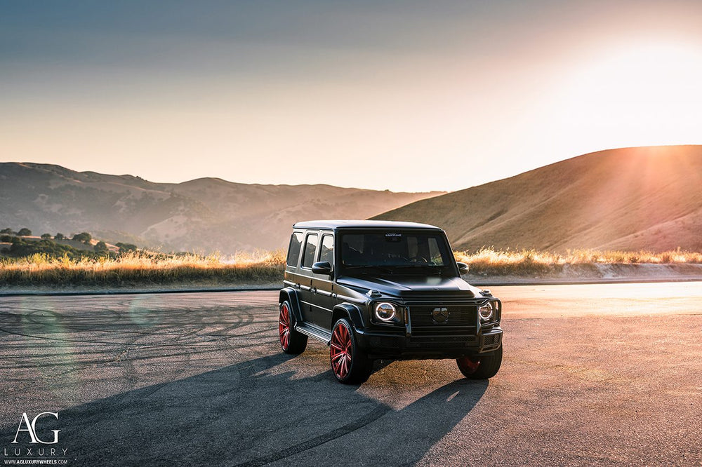 Mercedes-Benz G550 on custom forged wheels