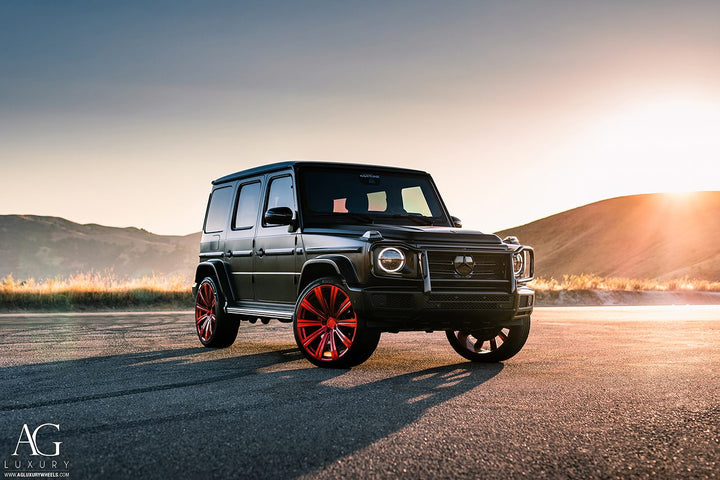 Mercedes-Benz G550 on custom forged wheels