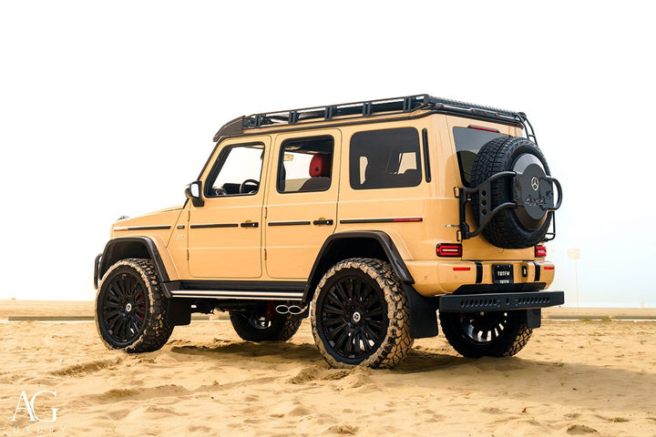 Mercedes-Benz G63 4x4 AMG on custom forged wheels