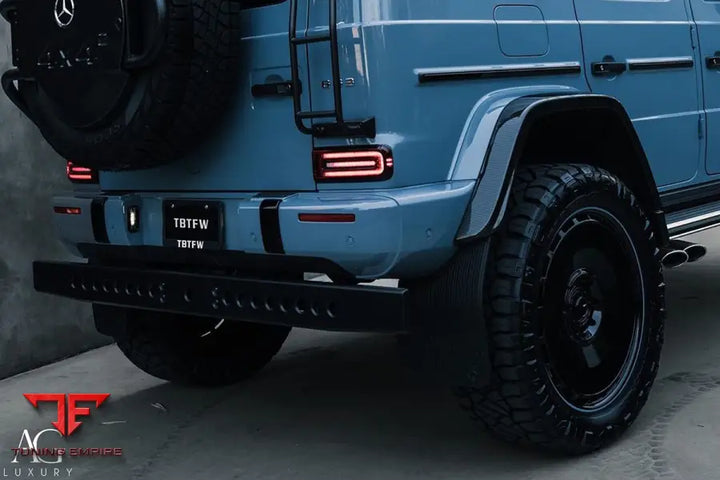 Mercedes-Benz G63 AMG 4x4 on custom forged wheels
