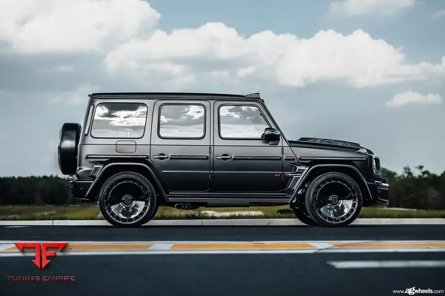 MERCEDES-BENZ G63 BRABUS on custom forged wheels