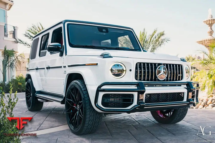 Mercedes-Benz G63 on custom forged wheels