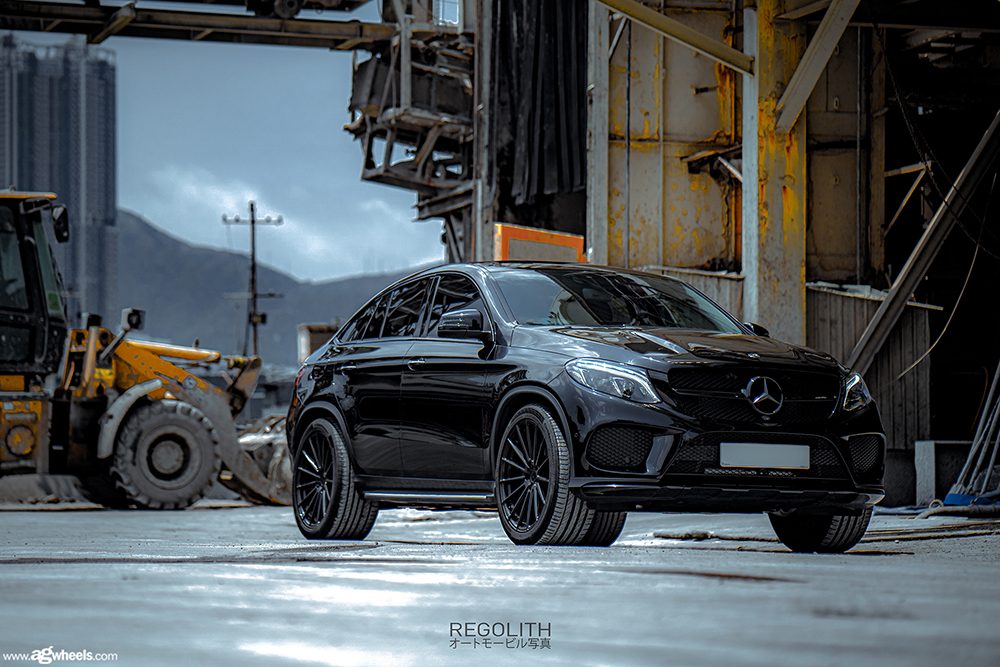 MERCEDES-BENZ GLE400 on custom forged wheels
