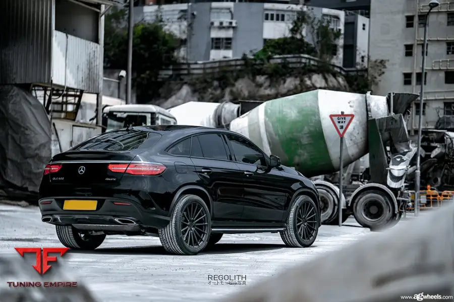 MERCEDES-BENZ GLE400 on custom forged wheels
