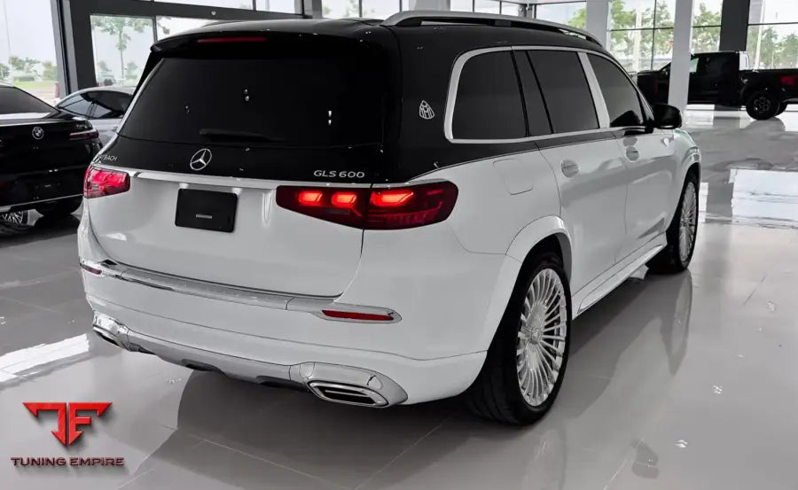 MERCEDES BENZ GLS MAYBACH UPGRADE TO 2025 + MAYBACH BODY KIT
