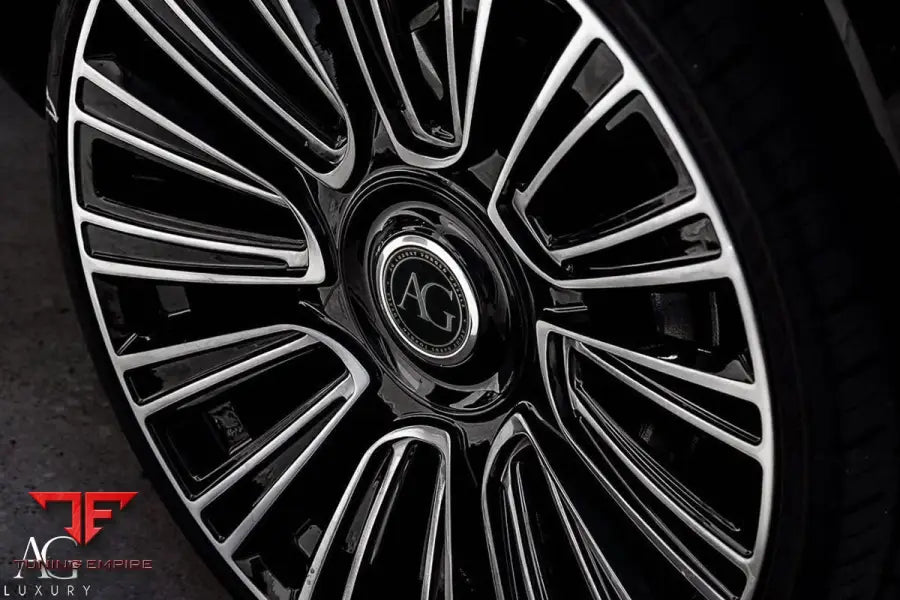 Mercedes-Benz GLS600 Maybach on custom forged wheels