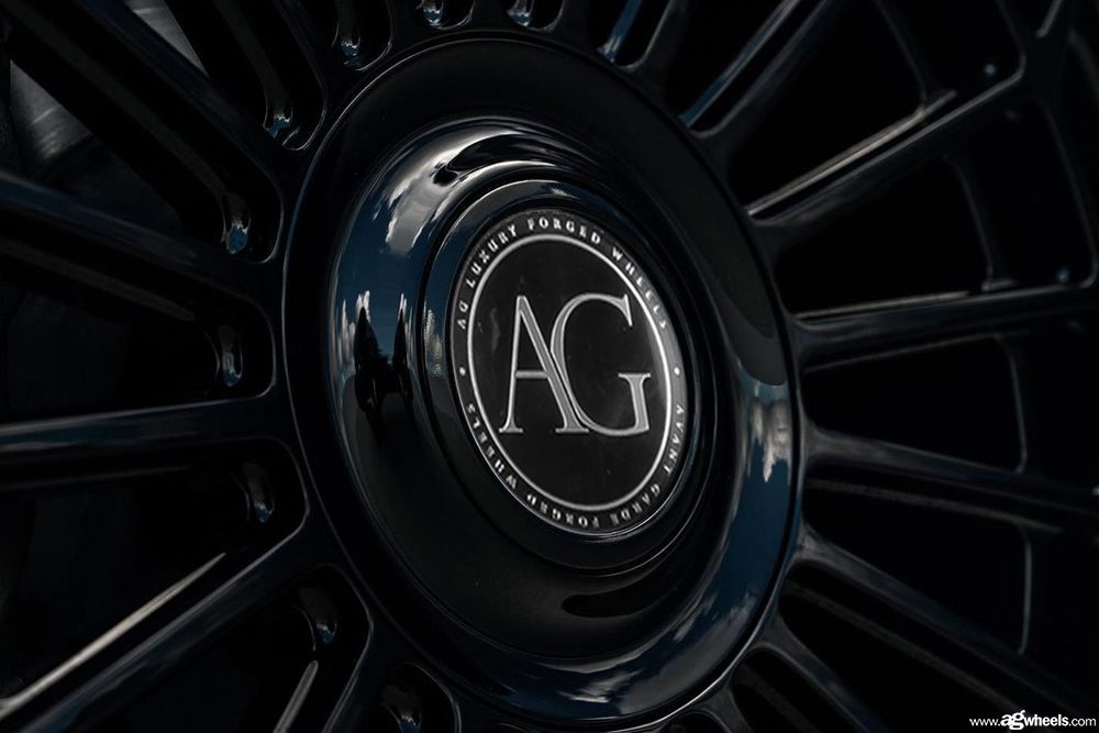 MERCEDES-BENZ MAYBACH S580 on custom forged wheels