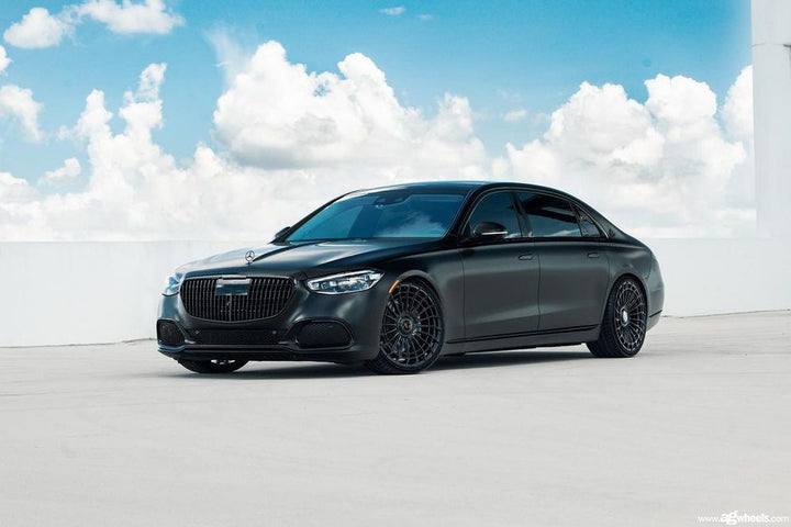 MERCEDES-BENZ MAYBACH S580 on custom forged wheels
