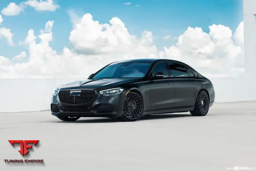 MERCEDES-BENZ MAYBACH S580 on custom forged wheels