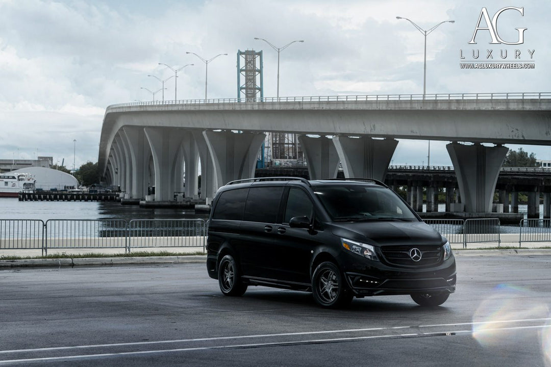 Mercedes-Benz Metris on custom forged wheels