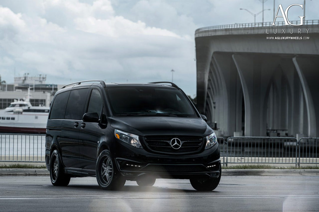 Mercedes-Benz Metris on custom forged wheels