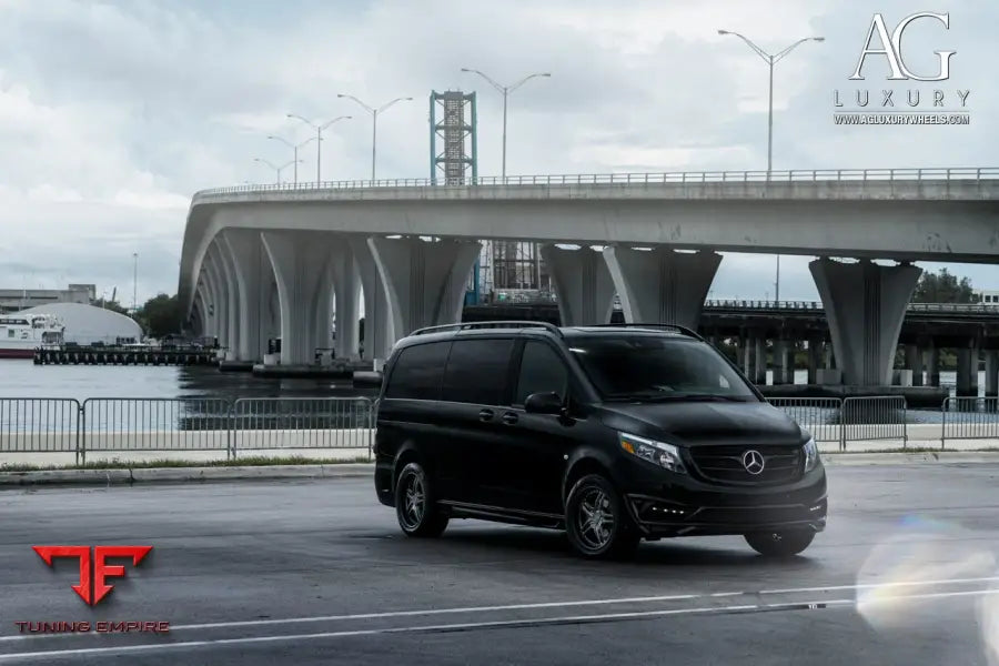 Mercedes-Benz Metris on custom forged wheels