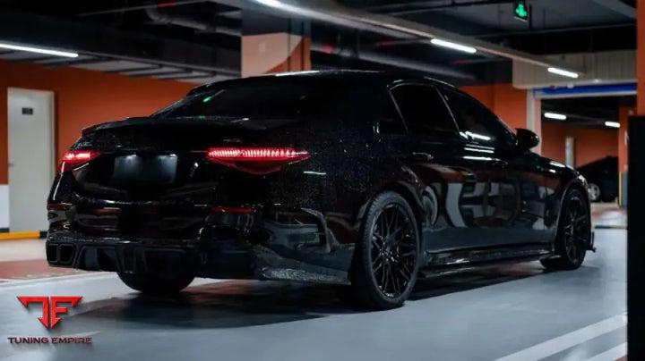 MERCEDES-BENZ S-CLASS W223 2020 + DRY CARBON REAR DIFFUSER WITH EXHAUST TIPS