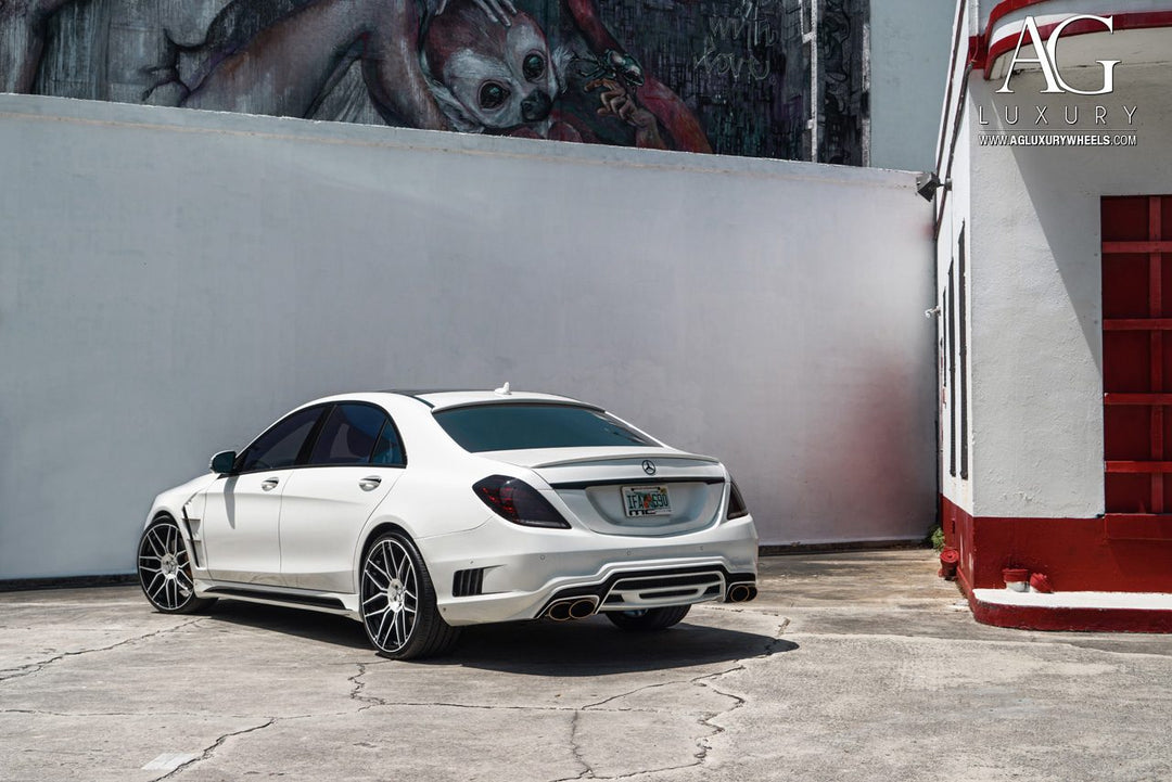 Mercedes-Benz S550 on custom forged wheels