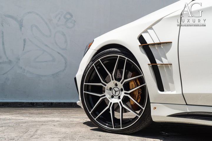 Mercedes-Benz S550 on custom forged wheels