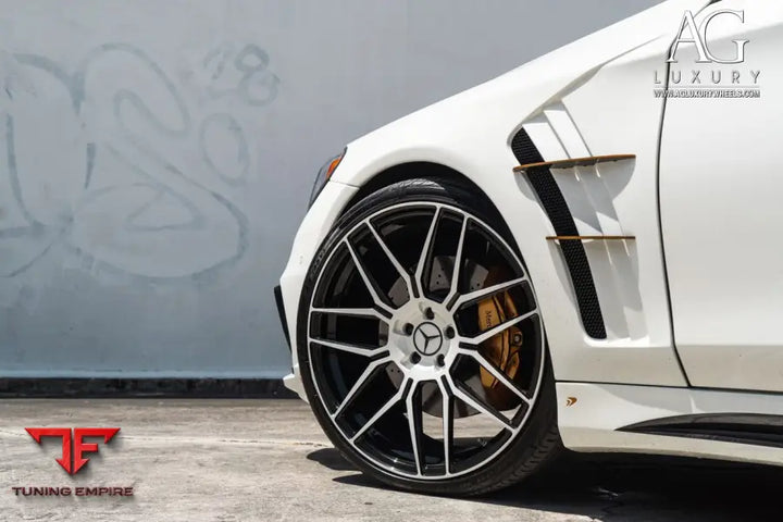Mercedes-Benz S550 on custom forged wheels