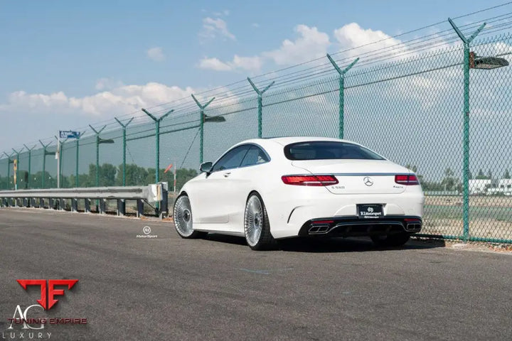 Mercedes-Benz S560 AMG on custom forged wheels