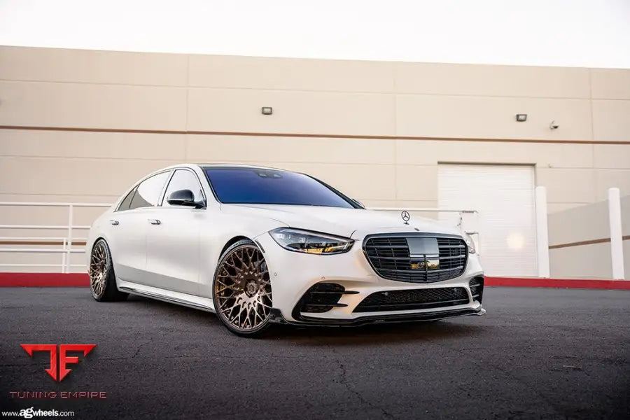 MERCEDES-BENZ S580 on custom forged wheels