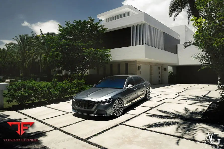 Mercedes-Benz S580 Maybach on custom forged wheels