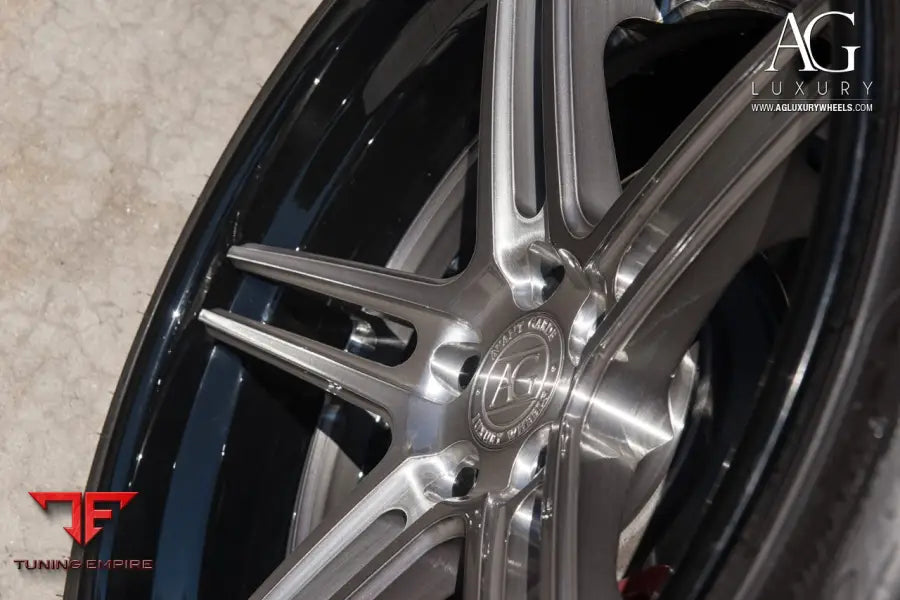 Mercedes-Benz SL550 on custom forged wheels