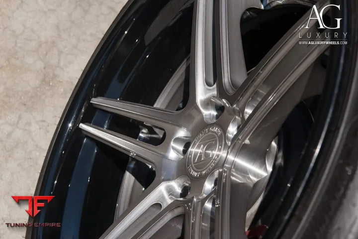 Mercedes-Benz SL550 on custom forged wheels