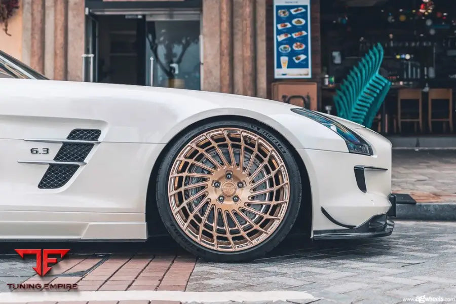 MERCEDES-BENZ SLS on custom forged wheels