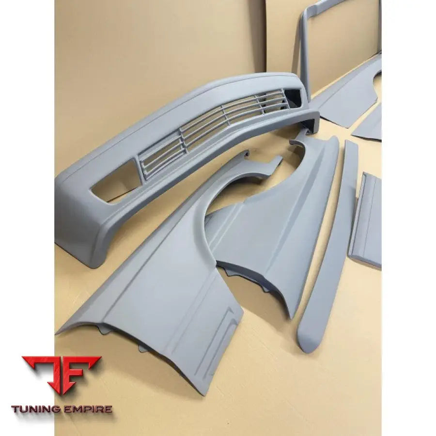 MERCEDES-BENZ W126 COUPE SEC AMG LOOK WIDE BODY KIT