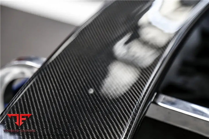 MERCEDES-BENZ W204 C CLASS C63 AMG SEDAN BKSS STYLE CARBON FIBER TRUNK SPOILER BSD