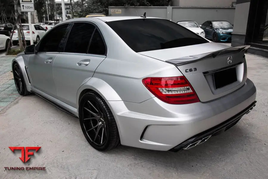 MERCEDES-BENZ W204 C CLASS C63 AMG SEDAN RT STYLE CARBON FIBER TRUNK SPOILER BSD