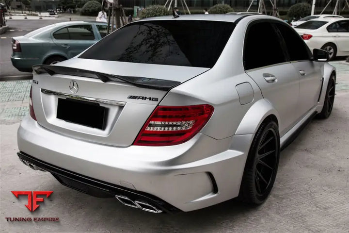 MERCEDES BENZ W204 C CLASS SEDAN BKSS STYLE WIDE FULL BODY KIT BSD
