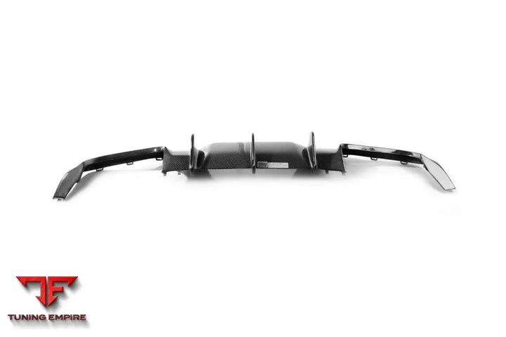 MERCEDES-BENZ W204 C63 AMG SEDAN VS STYLE CARBON FIBER REAR LIP BSD