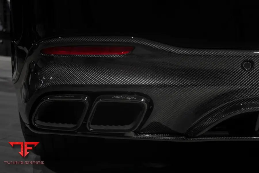 MERCEDES E-CLASS W213 LIMOUSINE - AMG E63 CARBON WIDEBODY KIT