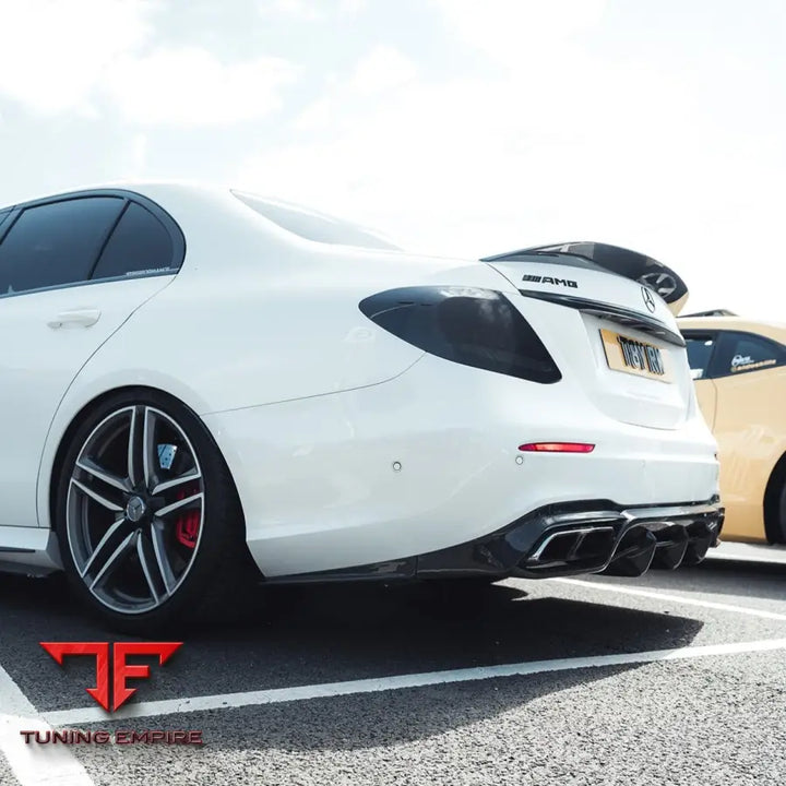 MERCEDES E63 W213 2018-2020 PRE-FACELIFT CARBON FIBRE SPOILER - CT CARBON