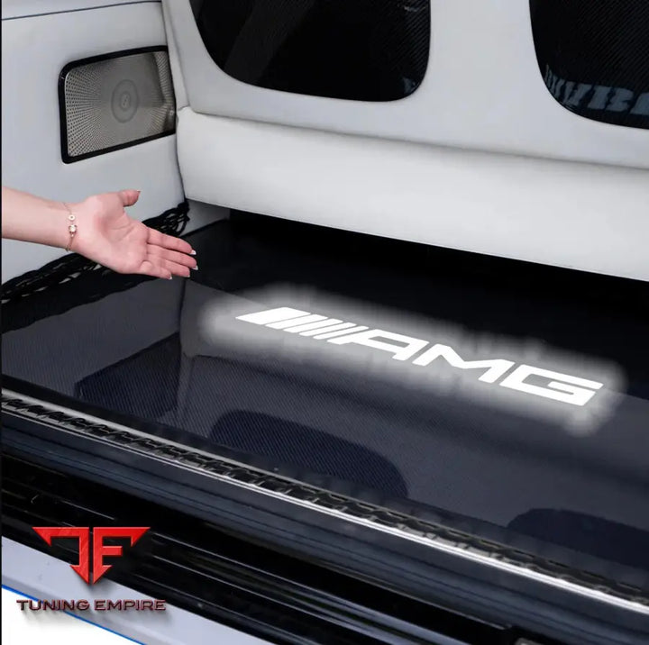MERCEDES G-CLASS W464 CARBON FIBER REAR TRUNK COVER WITH ILLUMINATED LOGO