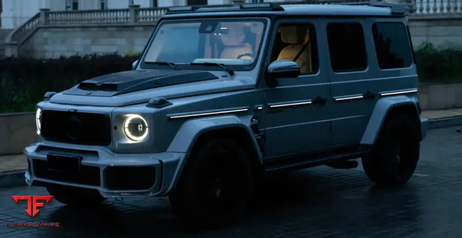 MERCEDES G63 ILLUMINATED SIDE LINE PANELS